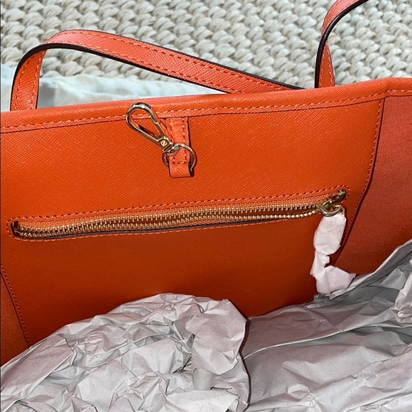 Michael Kors Handbag - Picture 9 of 10